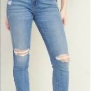 Old Navy Rockstar Mid Rise Skinny Jeans